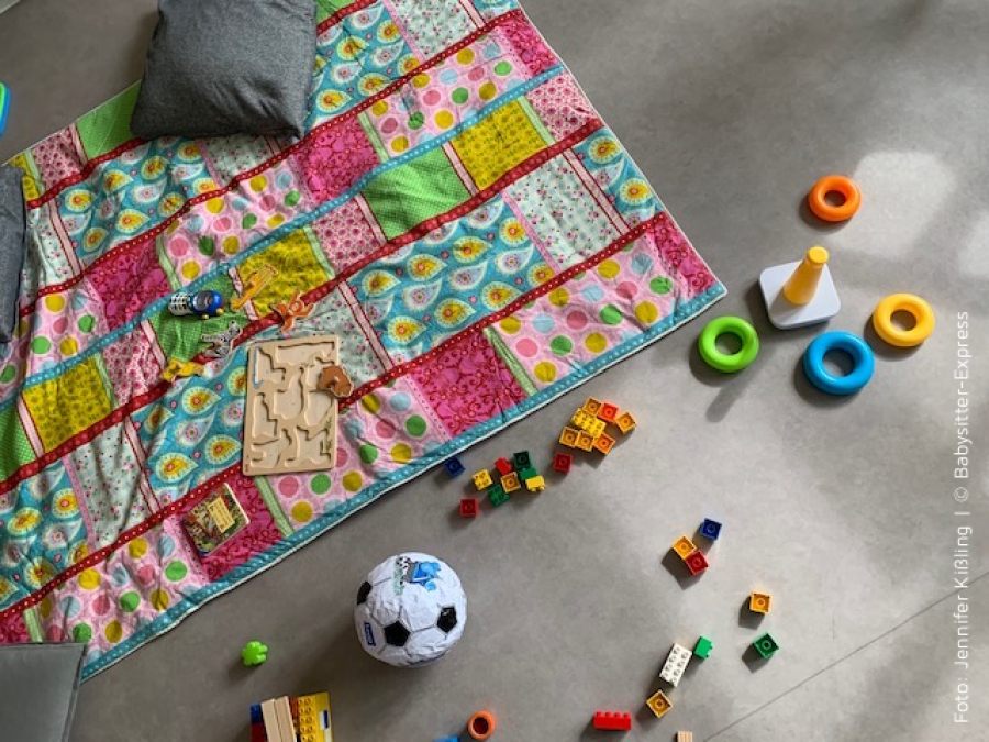 Die 10 besten Spielideen für zu Hause – die Du als Babysitter kennen solltest!